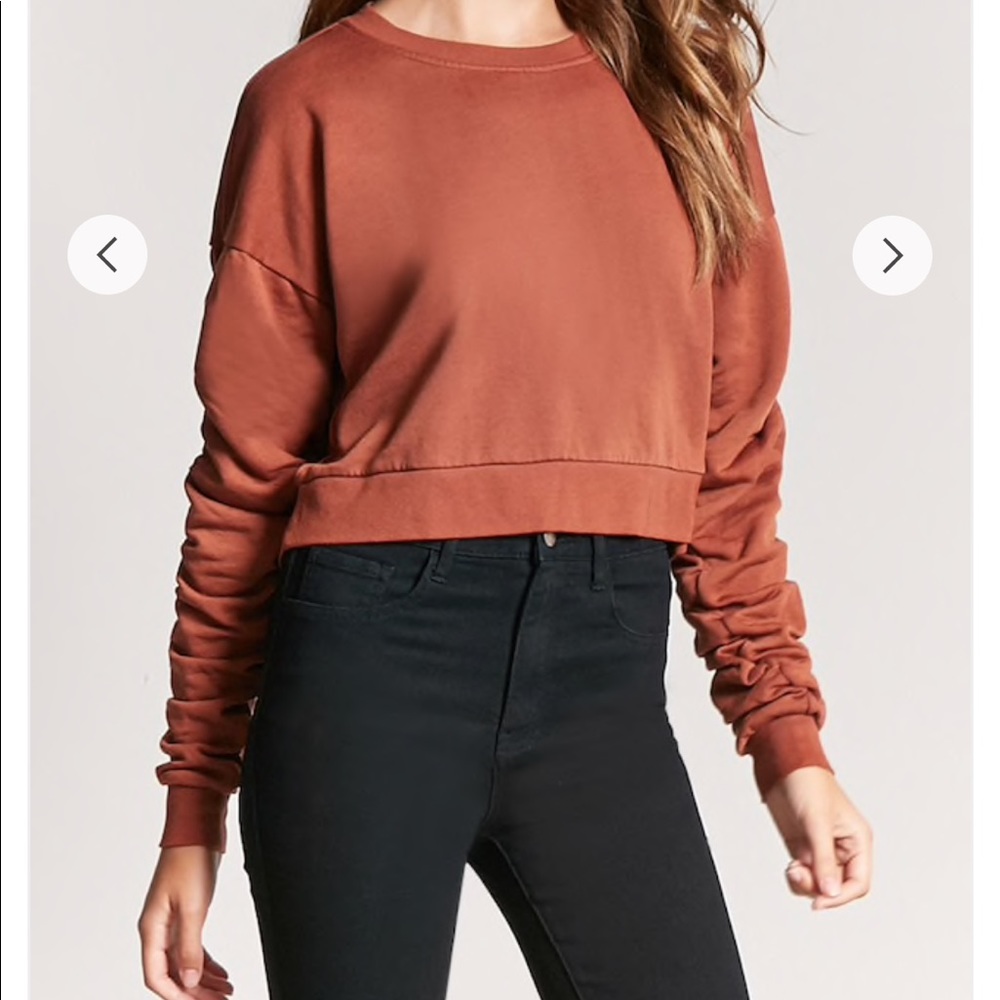 Crop sweatshirt